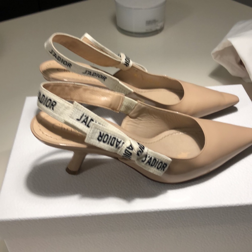 Gently worn J’ADior Patient leather slingback kitten heels size 36 - Picture 3 of 8